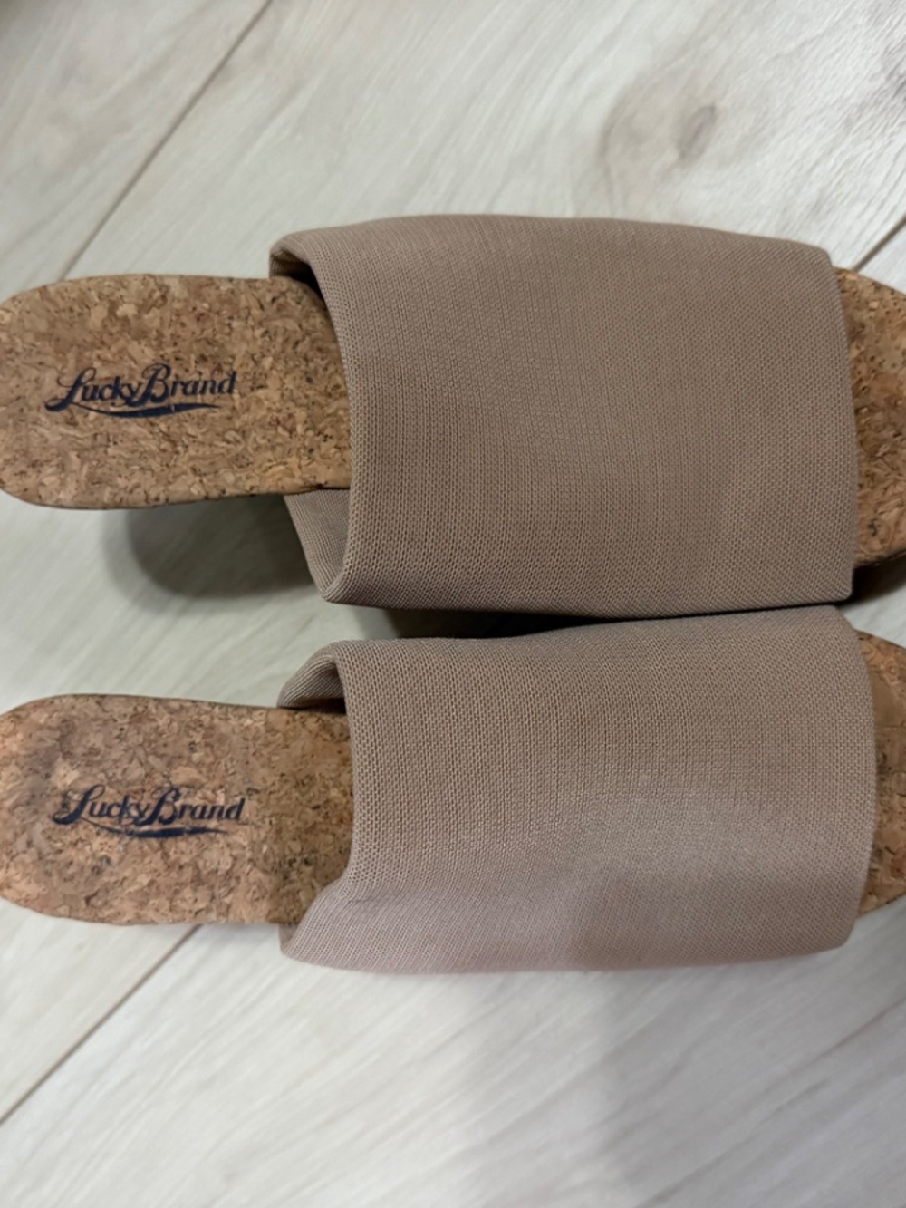 Lucky Brand | Marilyn Cork Wedge | 8.5 - Picture 3 of 6